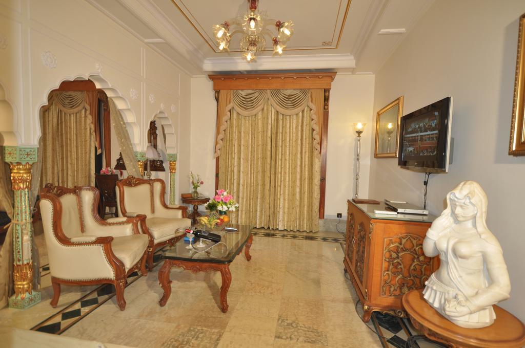 เดอะ ศิวะ วิลาส รีสอร์ต Hotel ชัยปุระ ภายนอก รูปภาพ